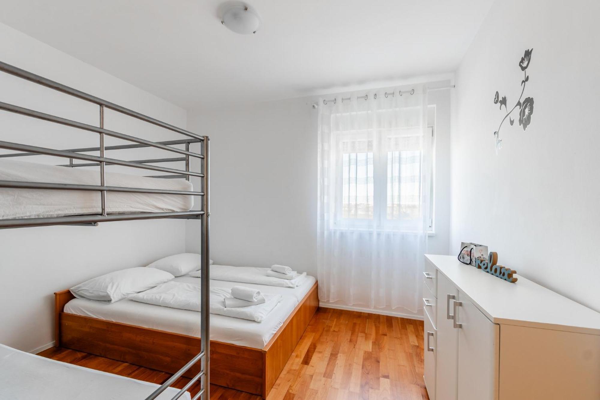 Apartment Village Нин Экстерьер фото